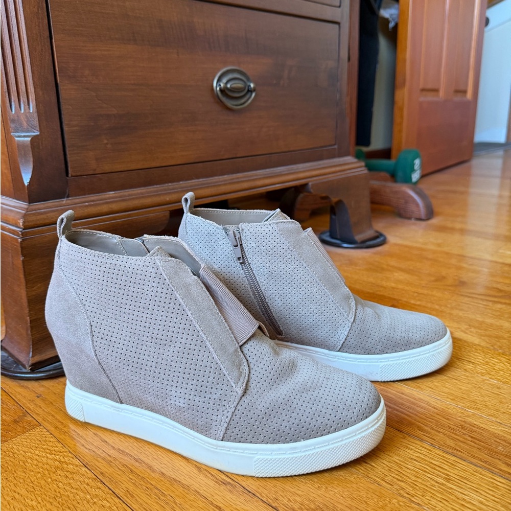 Steve Madden Women's Taupe Suede Wedge Sneaker Boot